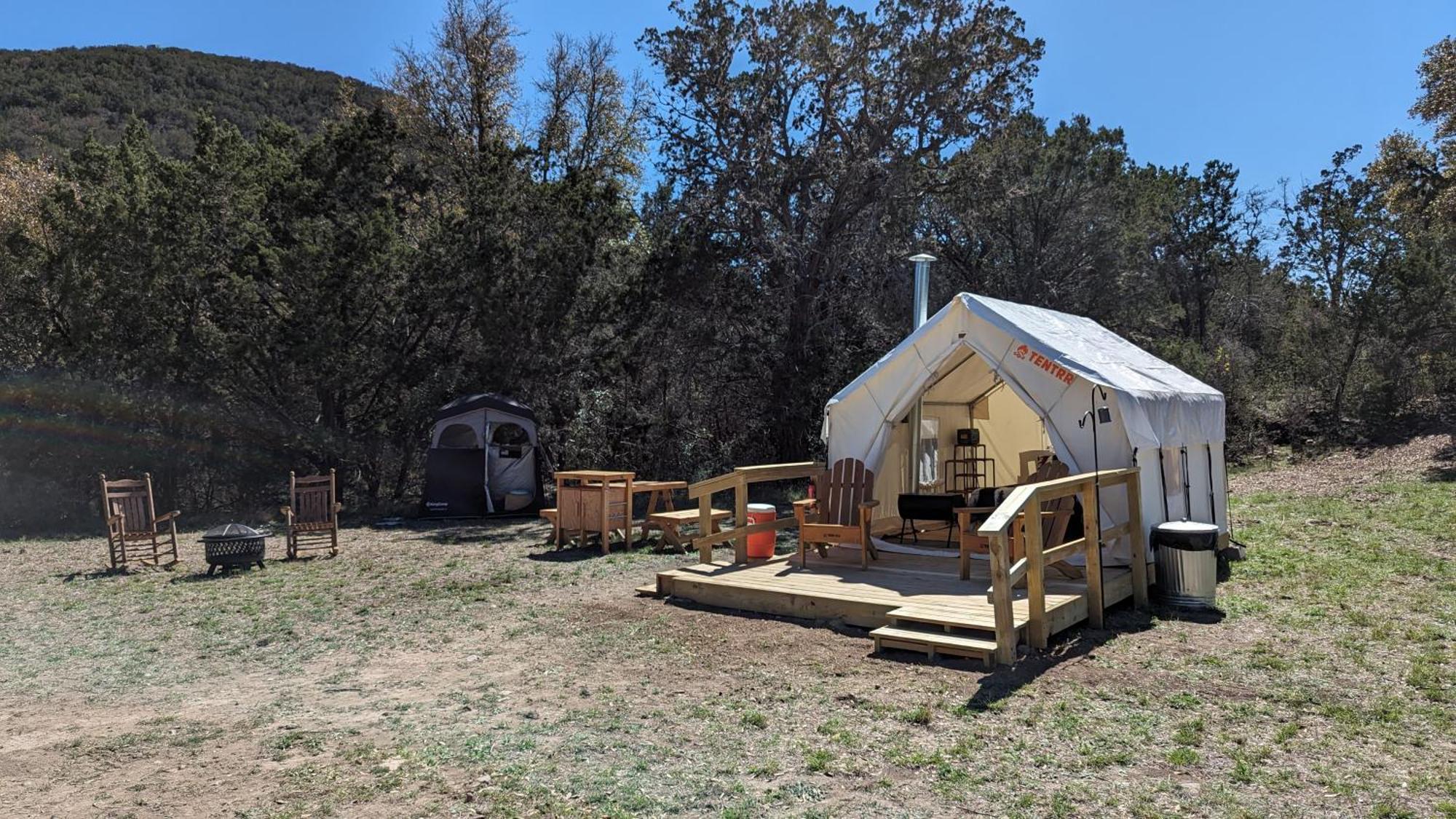 A Peace Of Heaven Cabins And Rv Vanderpool ภายนอก รูปภาพ